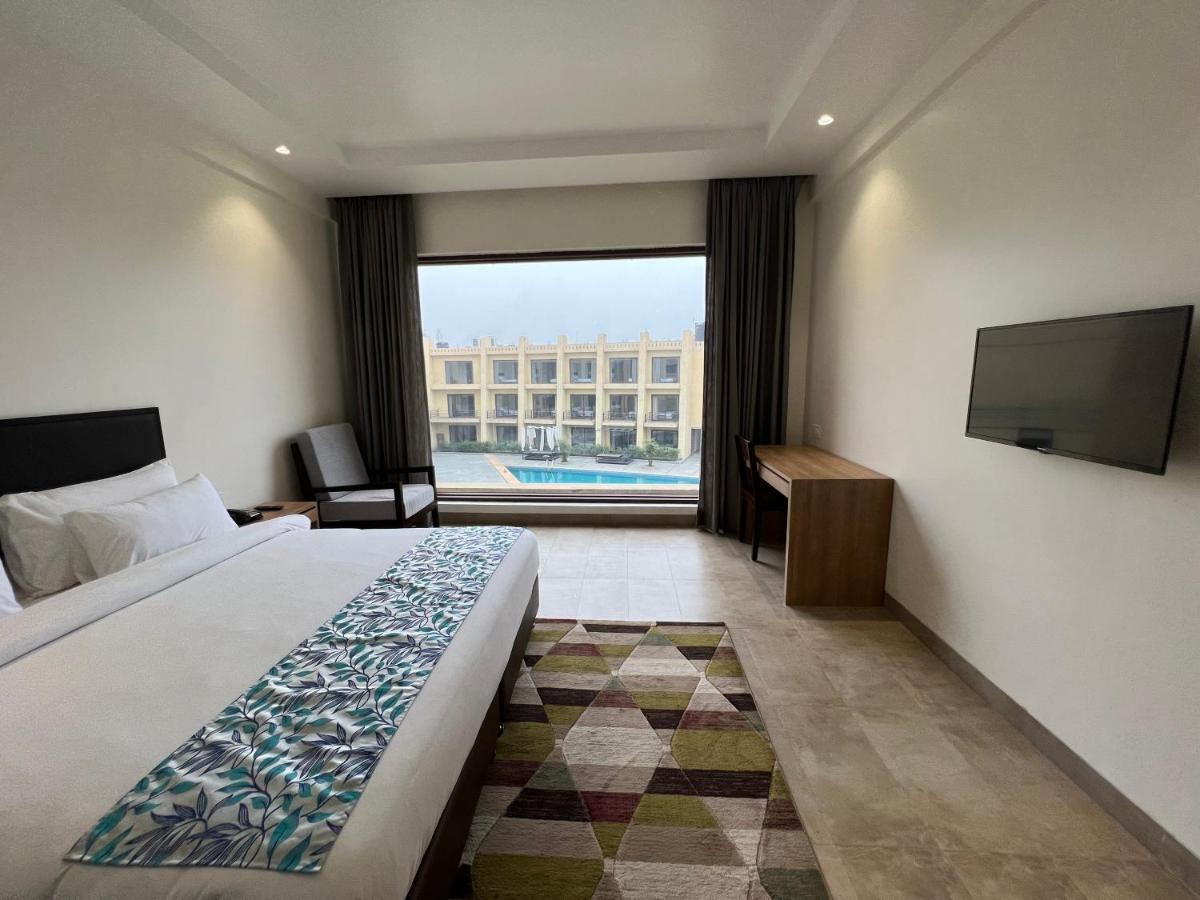 Parklane Resort Dhanbad Exterior photo